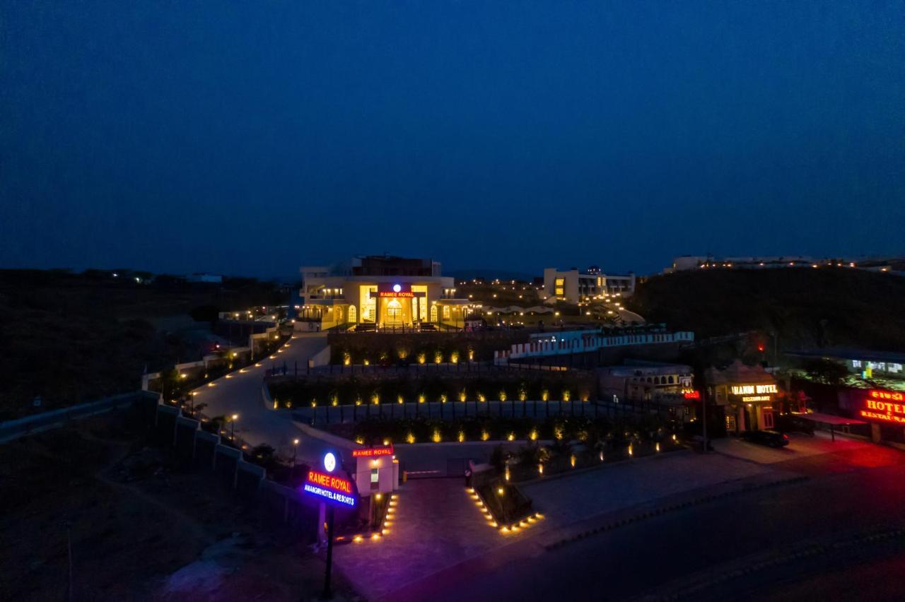 Ramee Royal Resort & Spa - Udaipur Exterior foto
