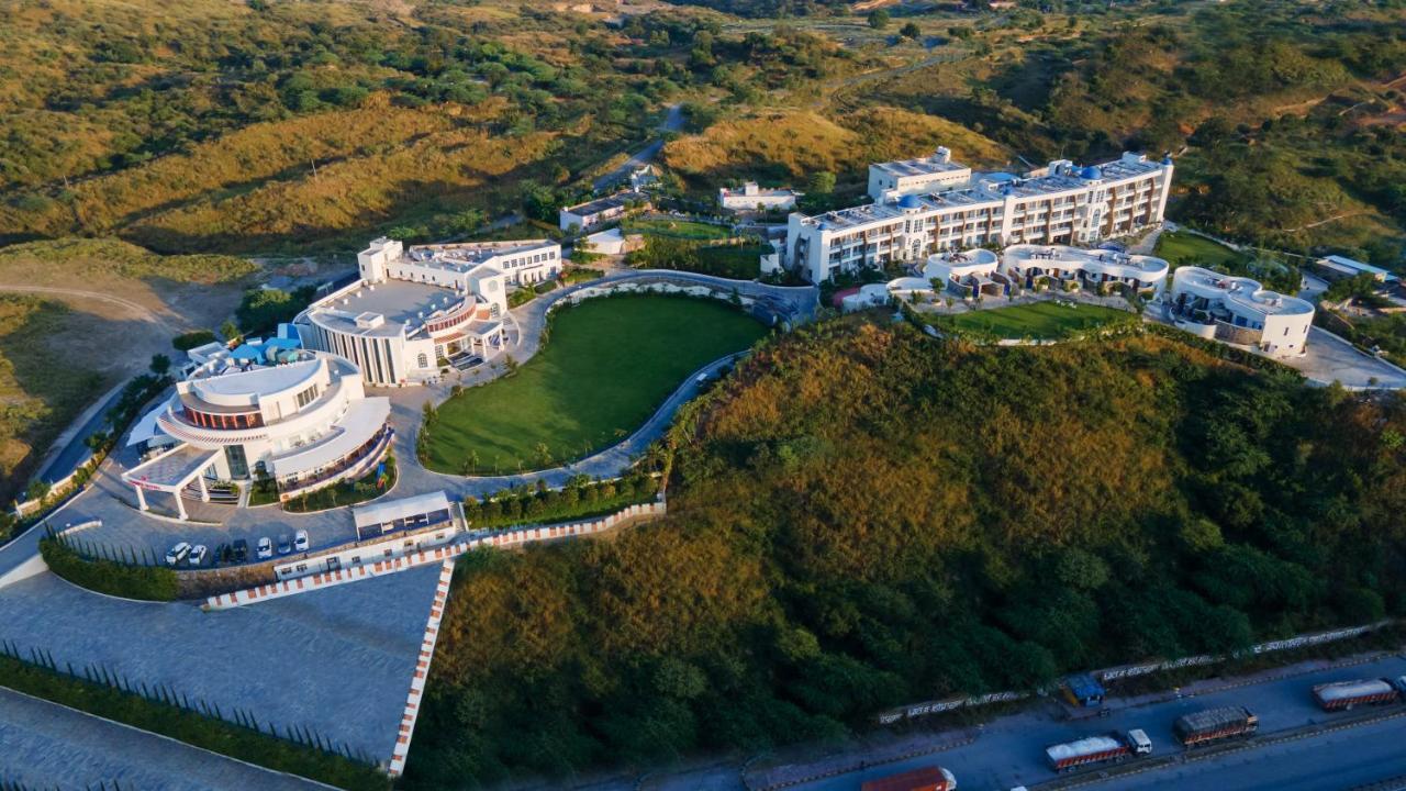 Ramee Royal Resort & Spa - Udaipur Exterior foto